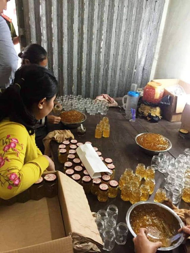 Nguyên liệu để công ty H.B.A tạo ra mỹ phẩm hạng sang bán cho spa